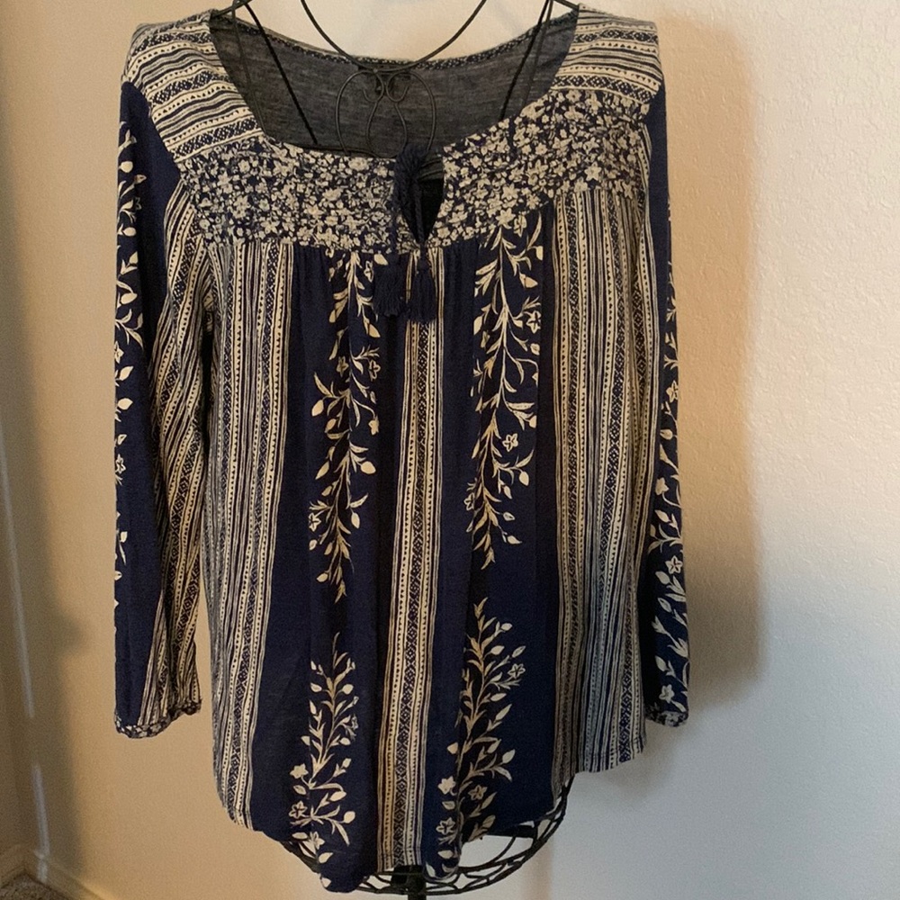 Lucky Brand Blue and cream boho top